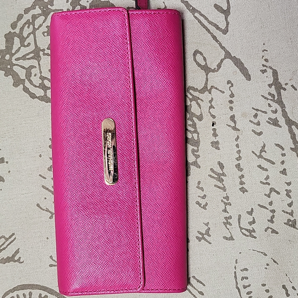 Michael Kor Wallet